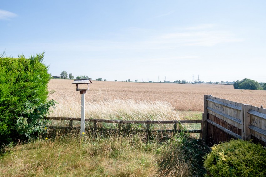 Images for The Willows, Little Harrowden, NN9