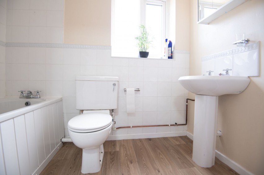 Images for Sandringham Close, Wellingborough, NN8