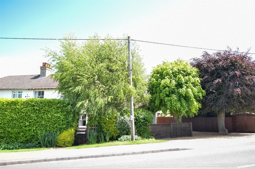 Images for Wollaston Road, Irchester, Wellingborough