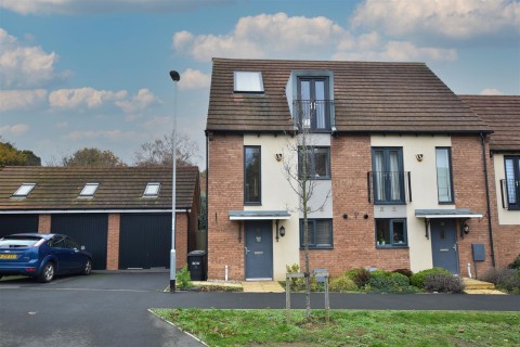 View Full Details for Neptune Road, Wellingborough