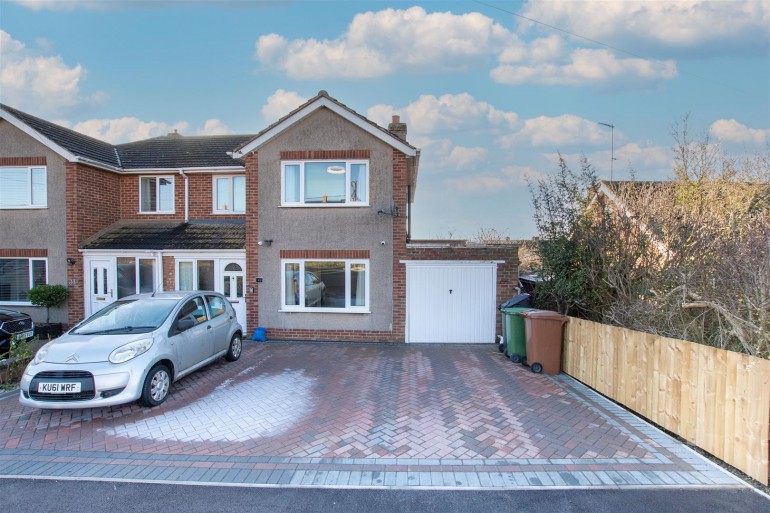 Hookhams Path, Wollaston, Wellingborough