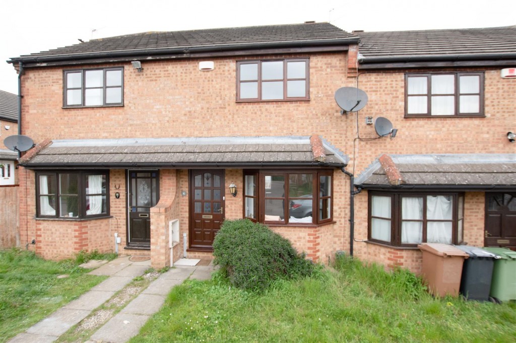 Leys Gardens, Wellingborough, 3 bedroom, House Terraced