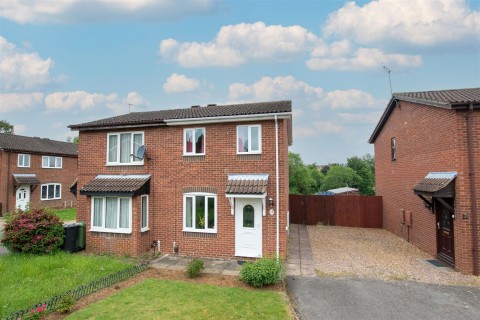 View Full Details for Linnet Close, Wellingborough