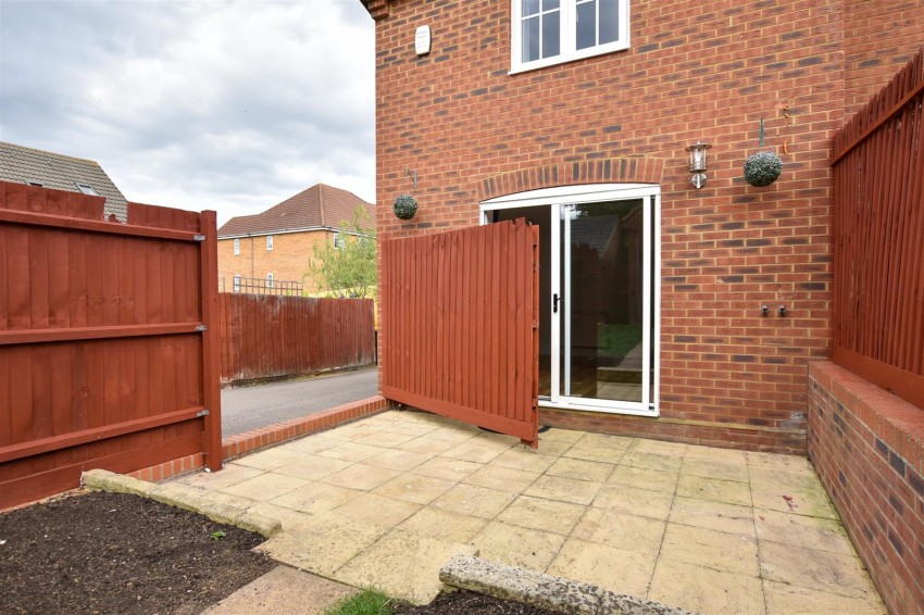 Images for Stone Close, Wellingborough