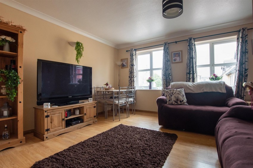 Images for The Wells, Finedon