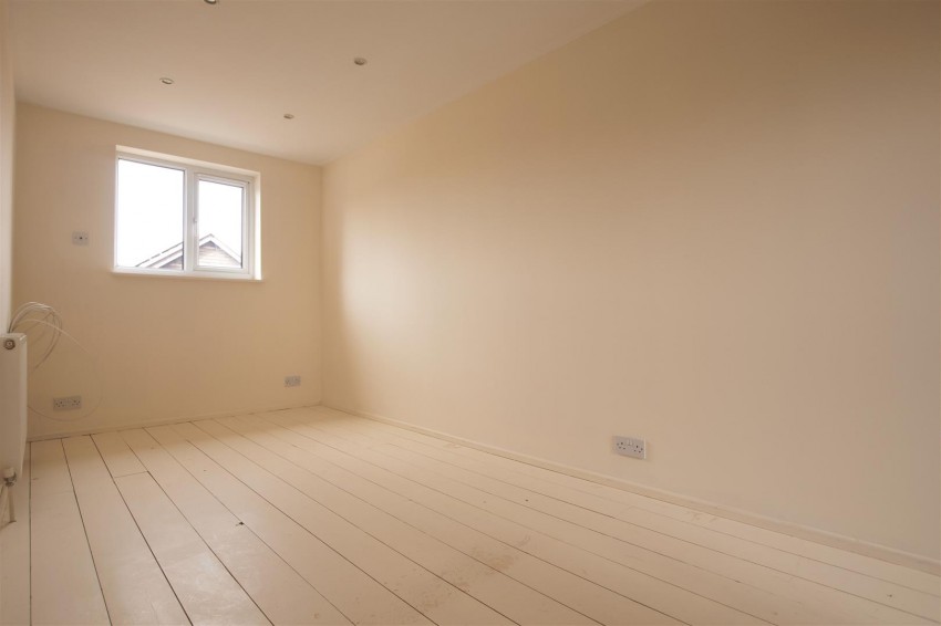 Images for Wentworth Avenue, Wellingborough