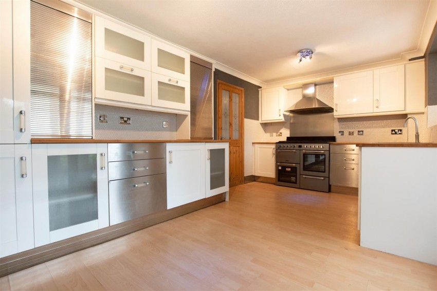 Images for Wentworth Avenue, Wellingborough