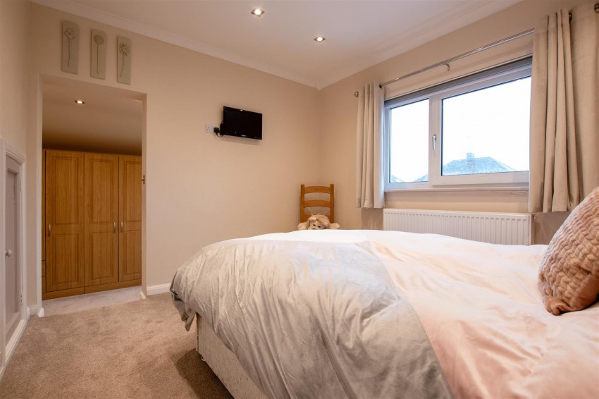 Images for Nest Lane, Wellingborough
