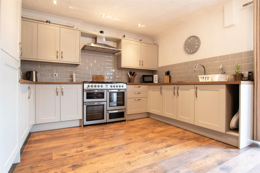 Images for Vicarage Close, Wellingborough