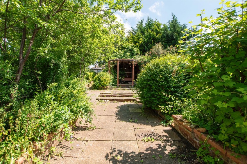 Images for North End, Higham Ferrers, Rushden