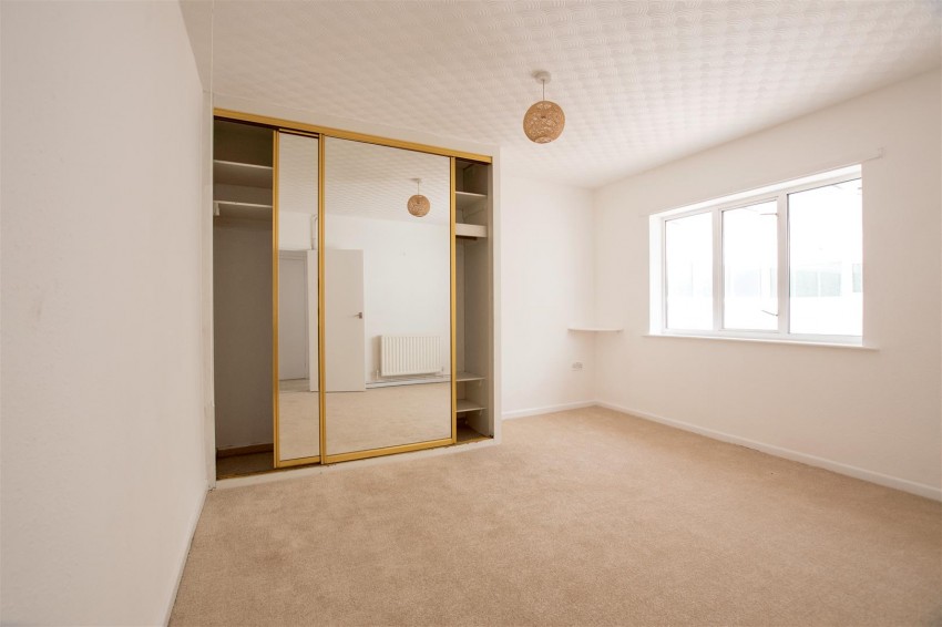 Images for North End, Higham Ferrers, Rushden