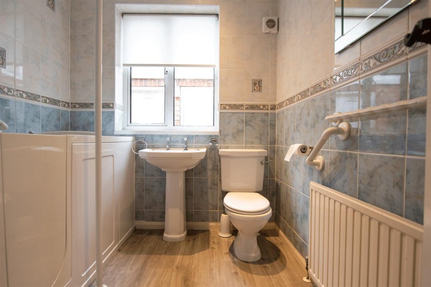 Images for Nest Lane, Wellingborough
