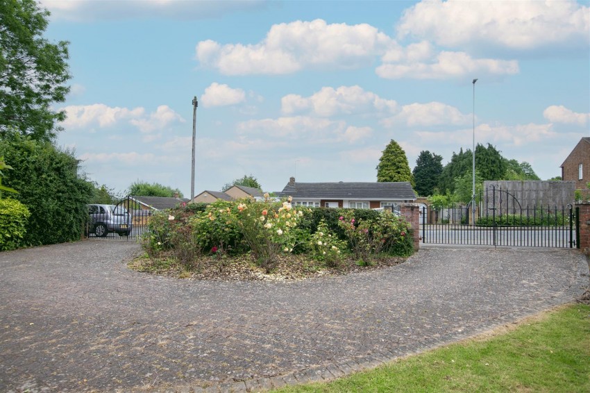 Images for Nest Lane, Wellingborough