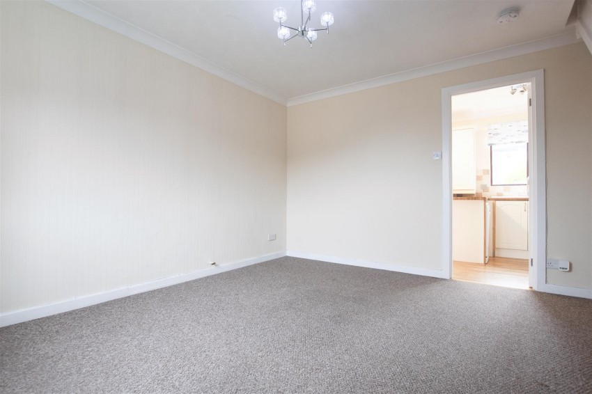 Images for Chatsworth Drive, Wellingborough