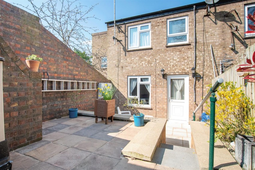 Images for Kestrel Lane, Wellingborough