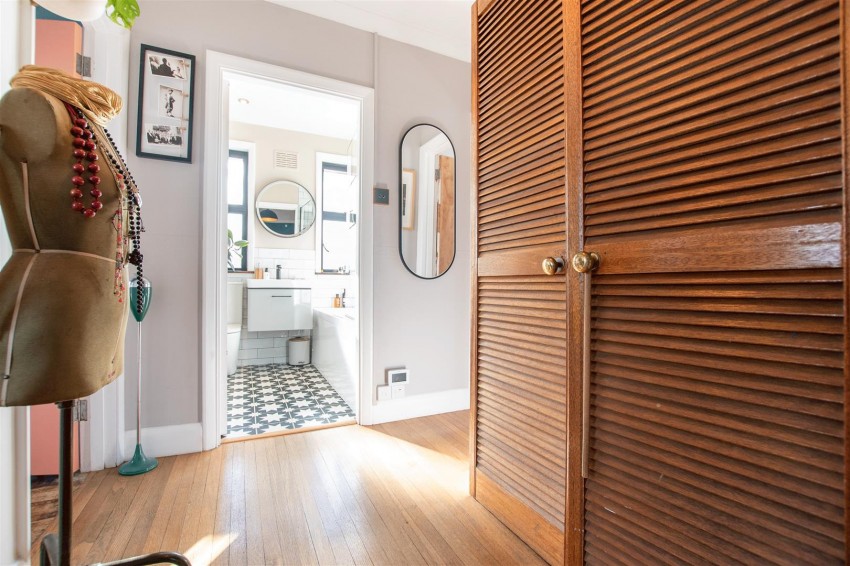 Images for Nest Lane, Wellingborough