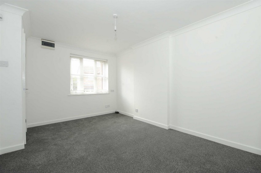 Images for Elizabeth Close, Wellingborough