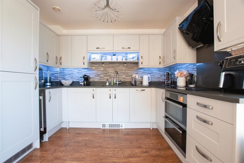 Images for Bluebell Close, Wellingborough