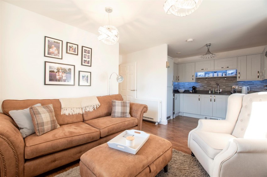 Images for Bluebell Close, Wellingborough