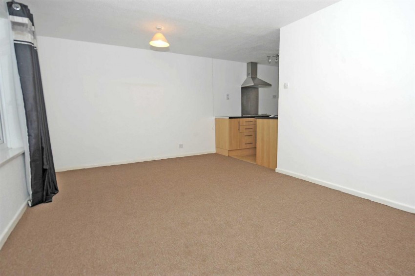 Images for Compton Way, Earls Barton