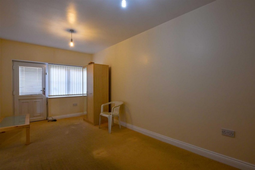Images for Harrowden Gardens, Wellingborough