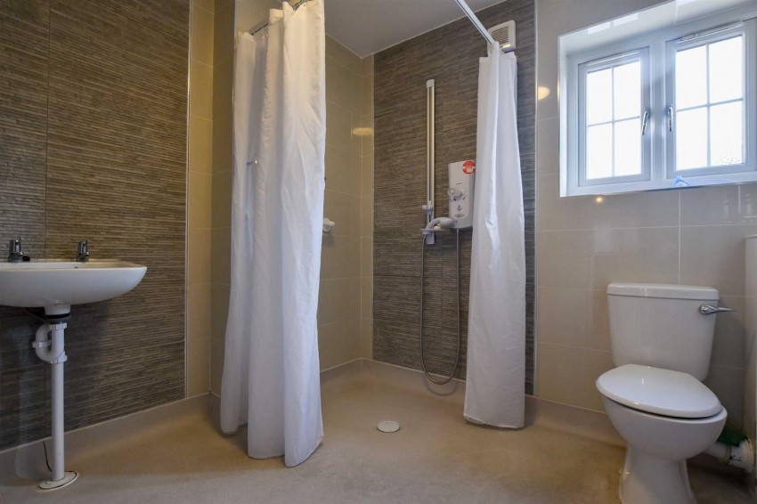 Images for Harrowden Gardens, Wellingborough