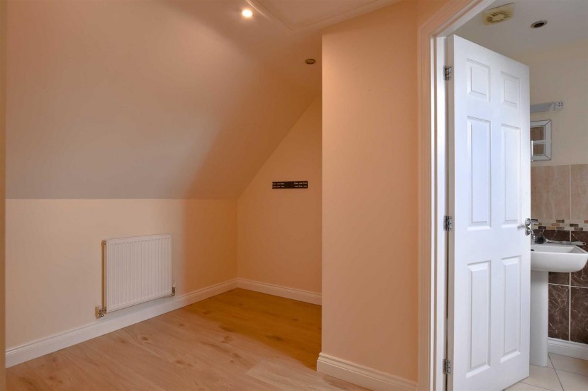 Images for Harrowden Gardens, Wellingborough