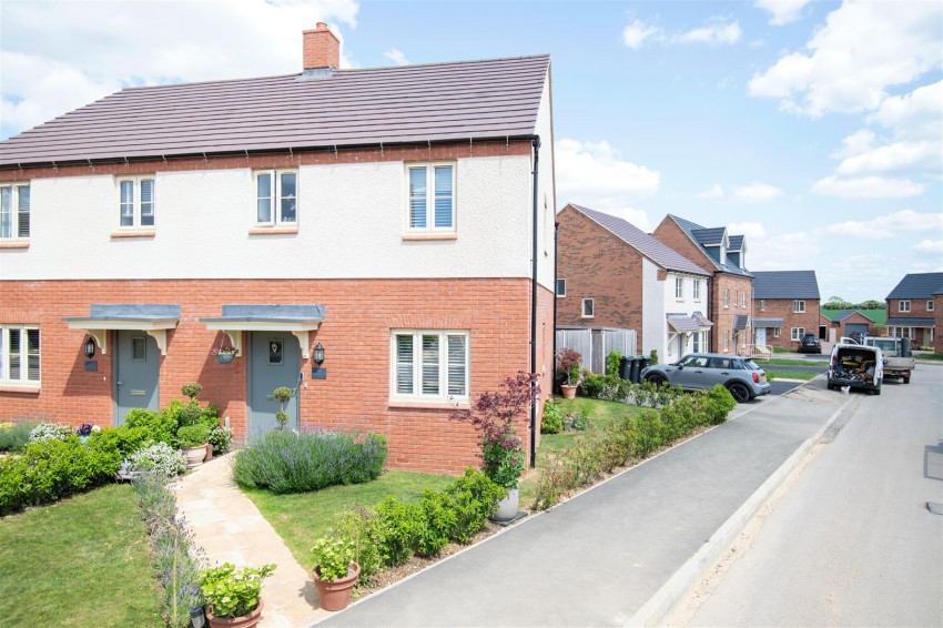 Images for Gleanings Road, Irchester