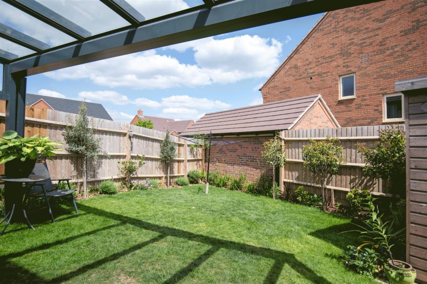 Images for Gleanings Road, Irchester