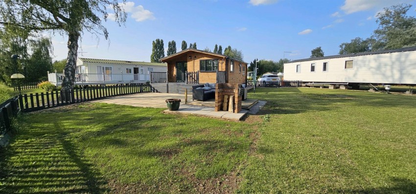 Images for Moorhen Island, Billing Aquadrome, Northampton