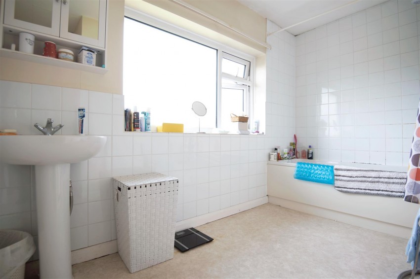 Images for Edwards Drive, Wellingborough