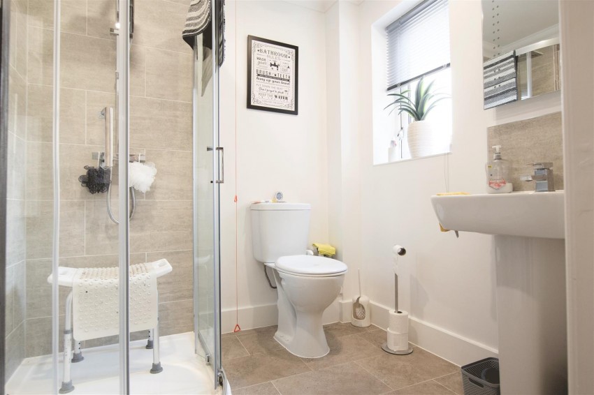Images for 38c Broad Green, Wellingborough