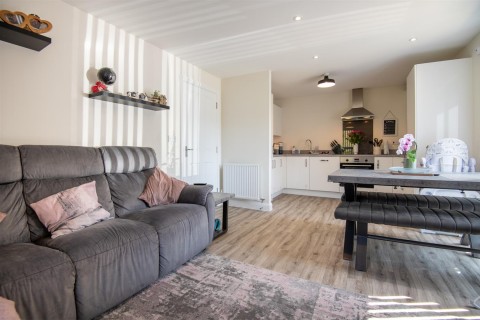 View Full Details for Carlin Close, Glenvale Park, Wellingborough