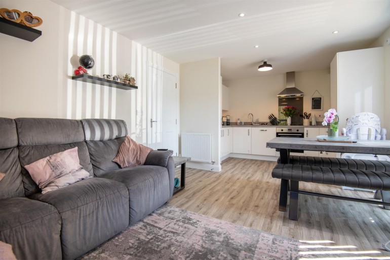 Carlin Close, Glenvale Park, Wellingborough