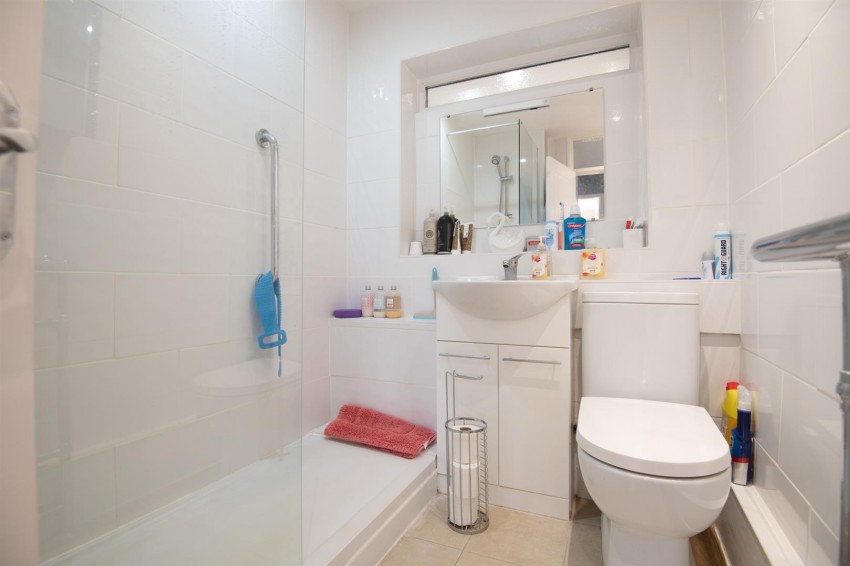 Images for Oakway, Wellingborough