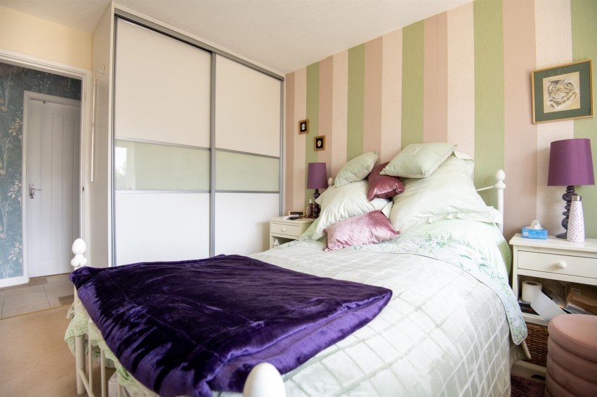 Images for Oakway, Wellingborough