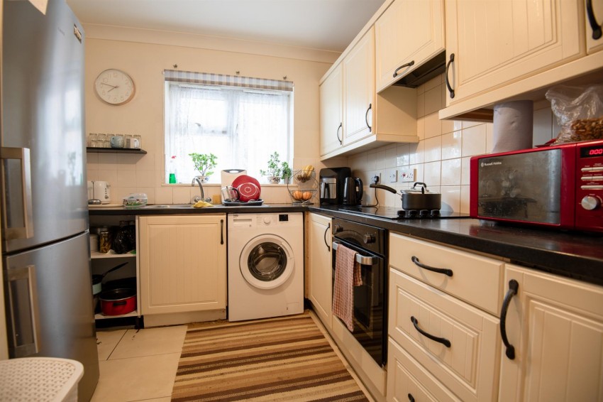 Images for Fields View, Wellingborough