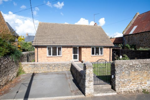 View Full Details for Park Lane, Earls Barton, Northampton