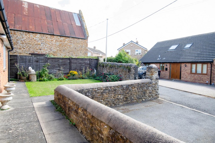 Images for Park Lane, Earls Barton, Northampton