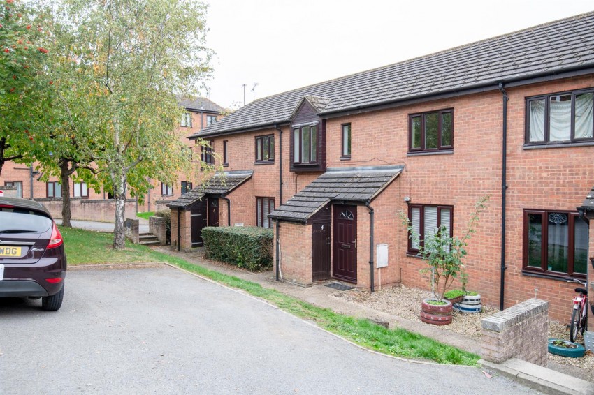 Images for 4 Castle MewsWellingboroughNorthants