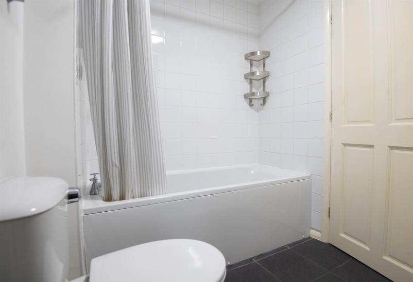 Images for The Willows, Little Harrowden