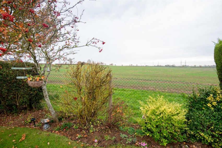 Images for The Willows, Little Harrowden