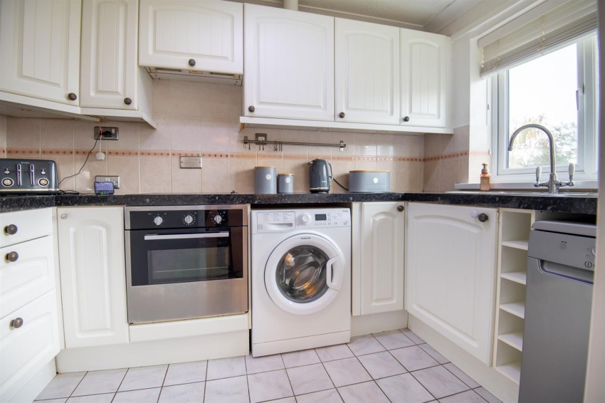 Images for The Willows, Little Harrowden