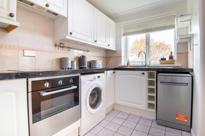 Images for The Willows, Little Harrowden