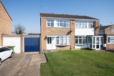 View Full Details for Torrington Crescent, Wellingborough