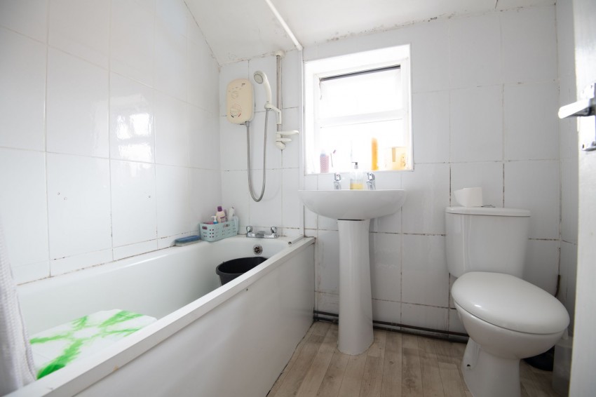 Images for Grant Road, Wellingborough, NN8