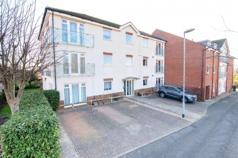 View Full Details for Croyland Road, Wellingborough, NN8