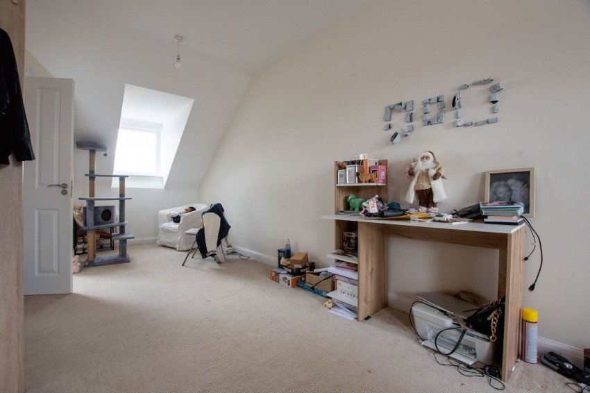 Images for Glenvale Drive, Wellingborough, NN8