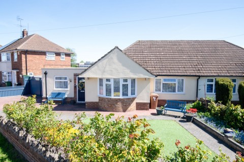 View Full Details for Ridgeway, Wellingborough, NN8