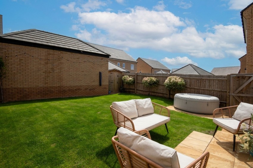 Images for Mandarin Close, Wellingborough, NN8